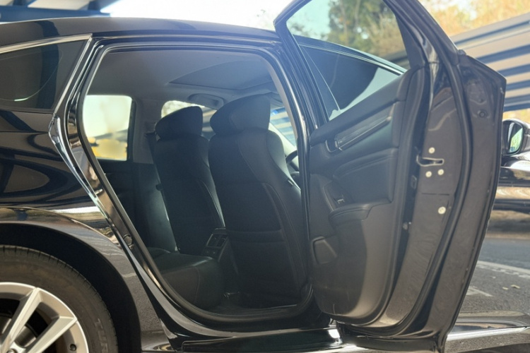 本田 雅阁 2022款 260TURBO 豪华版中控内饰7009