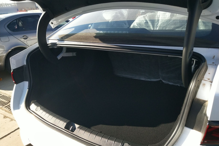 比亚迪 秦PLUS 2025款 DM-i 智驾版 55KM领先型机舱底盘23