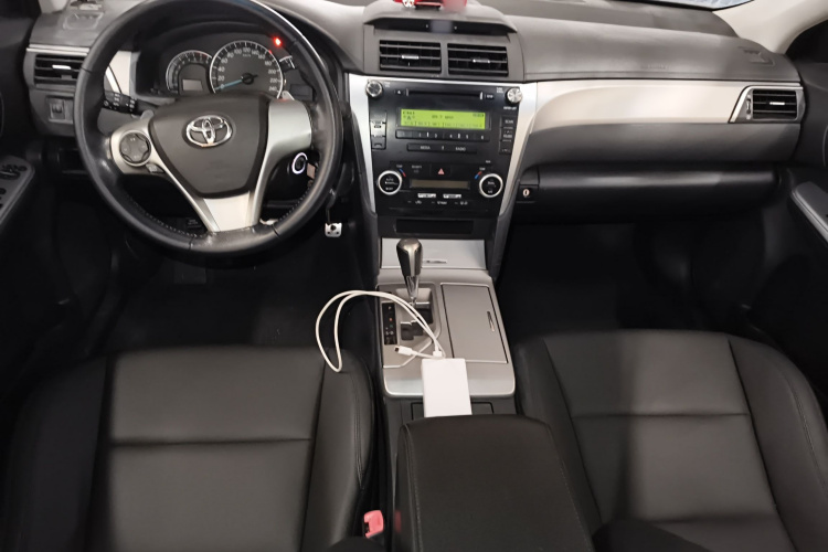 丰田 凯美瑞 2012款 骏瑞 2.0S 耀动版中控内饰7002