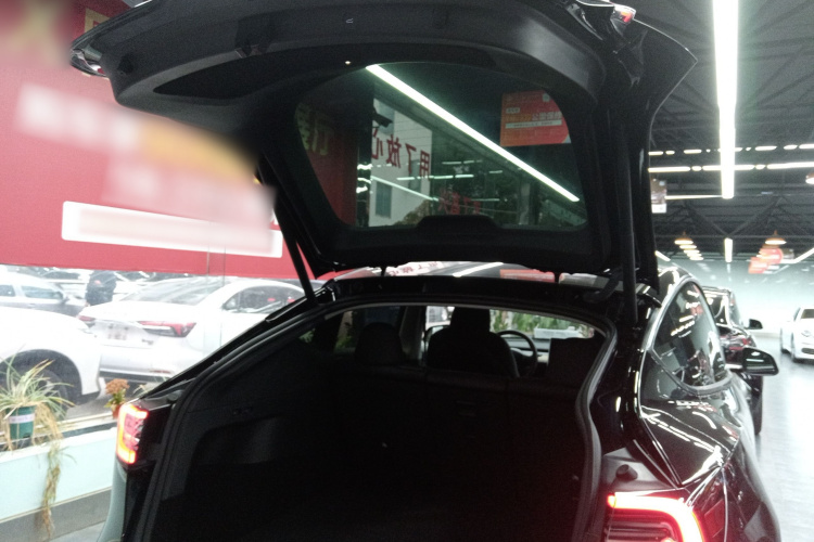 特斯拉 Model Y 2022款 改款 后轮驱动版机舱底盘23