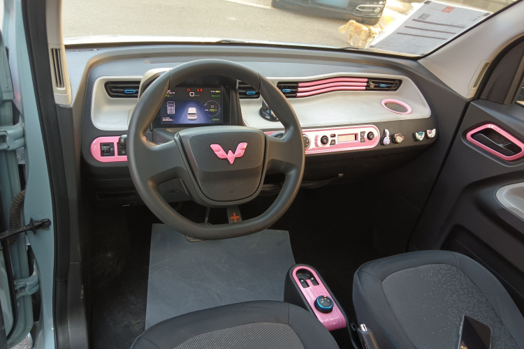 五菱汽车 宏光MINIEV 2020款 自在款 磷酸铁锂中控内饰7002