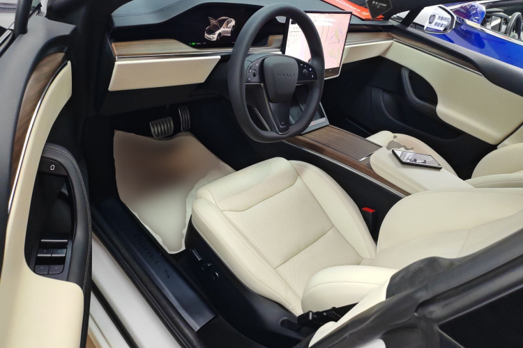 特斯拉 Model S 2023款 双电机全轮驱动版中控内饰20