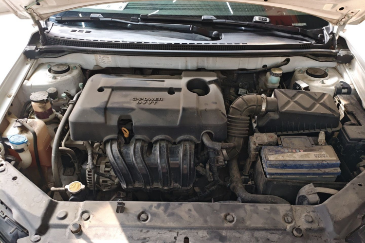 吉利汽车 帝豪 2016款 三厢 1.5L CVT豪华型机舱底盘24