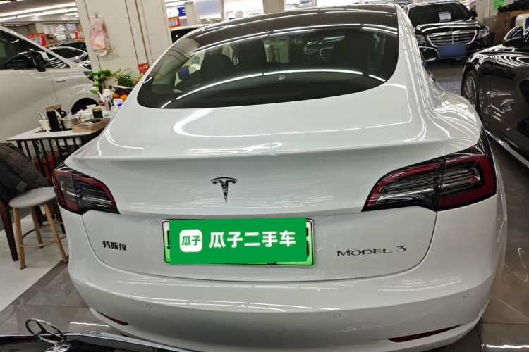 特斯拉 Model 3 2021款 改款 标准续航后驱升级版 3D1车身外观6