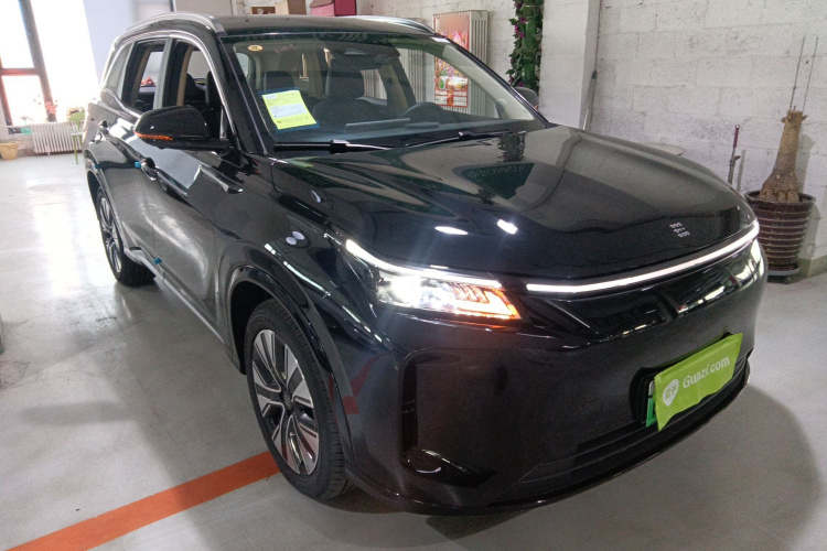 蓝电E5 PLUS 2026款 165km 长续航先享版Ultra 5座车身外观6002