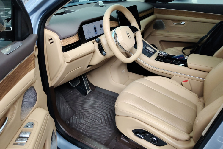 鸿蒙智行 问界M7 2024款 1.5T 后驱Plus版 5座中控内饰20