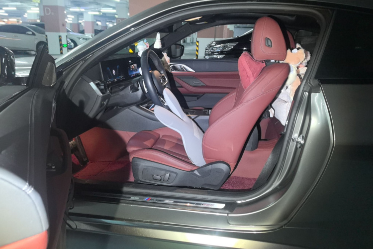 宝马4系 2024款 430i M运动曜夜套装中控内饰19