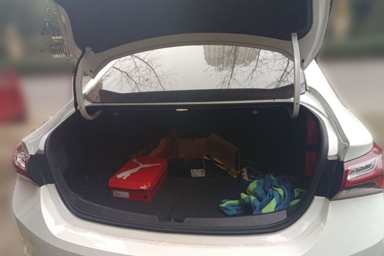 雪佛兰 迈锐宝XL 2022款 Redline 550T 自动锐动版中控内饰23