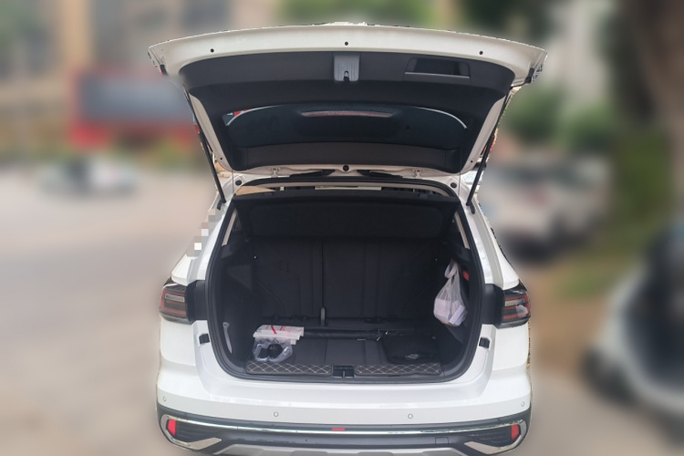 大众 途岳 2024款 300TSI 两驱满月版中控内饰23