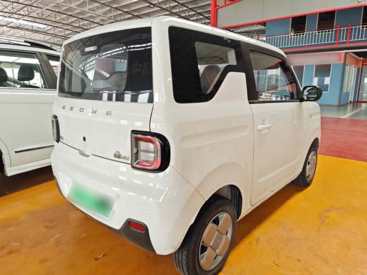 吉利银河 2024款 改款 熊猫mini 200km 龙腾版(4)