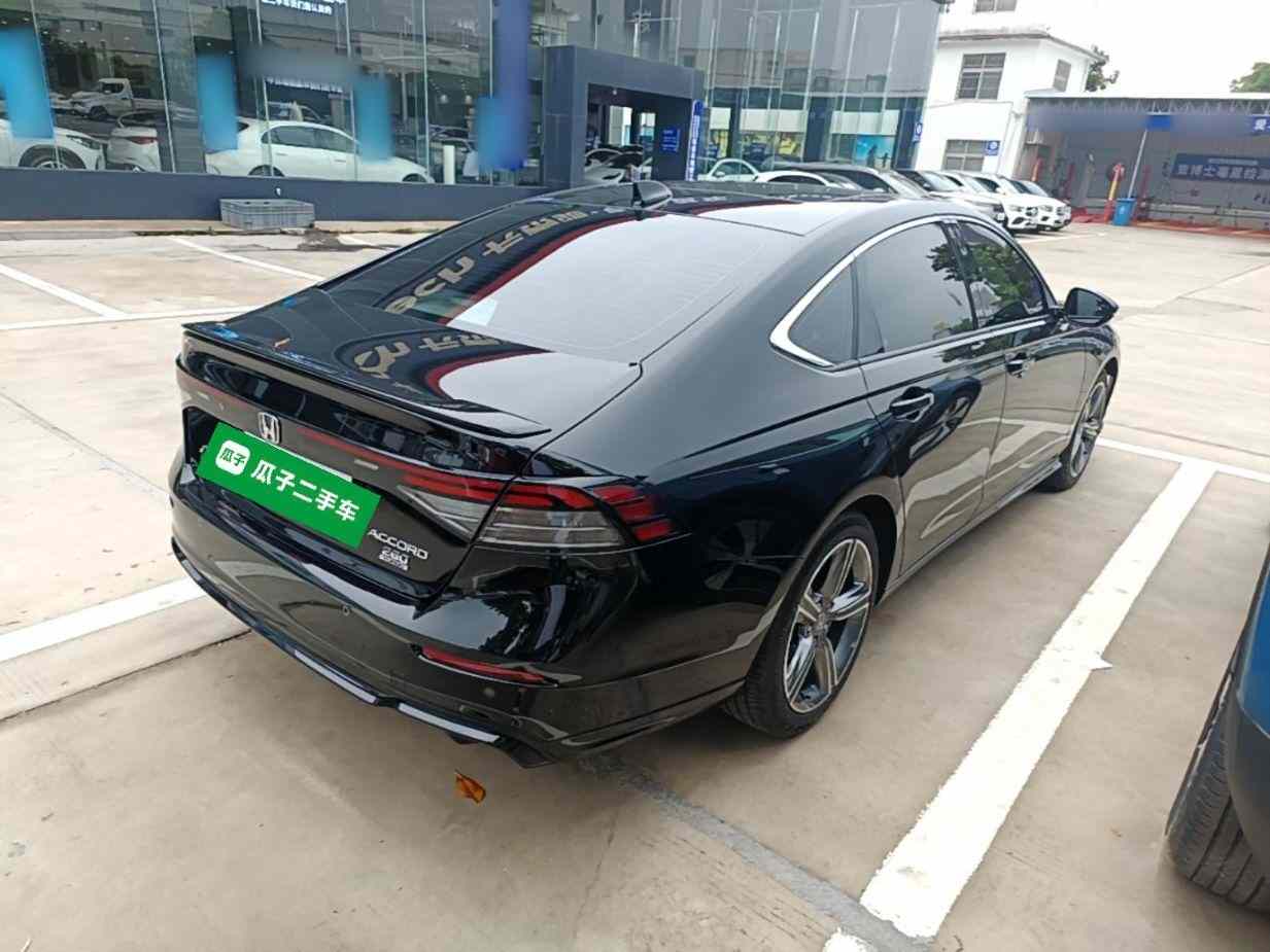 本田 雅阁 2025款 运动系列 260TURBO 尊贵版(5)