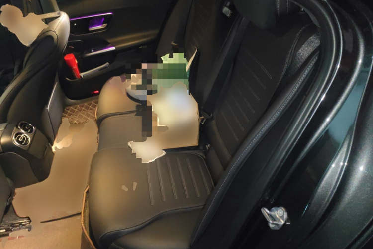 奔驰C级 2024款 C 200 L 运动版中控内饰21