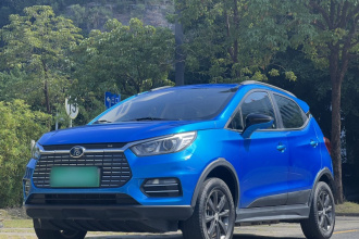 比亚迪 元新能源 2018款 EV360 智联炫酷型