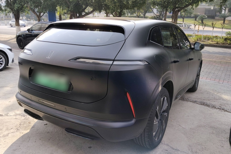 阿维塔07 2024款 Pro+增程版车身外观6005