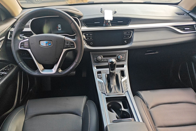 吉利汽车 帝豪 2018款 1.5L CVT向上互联版中控内饰12