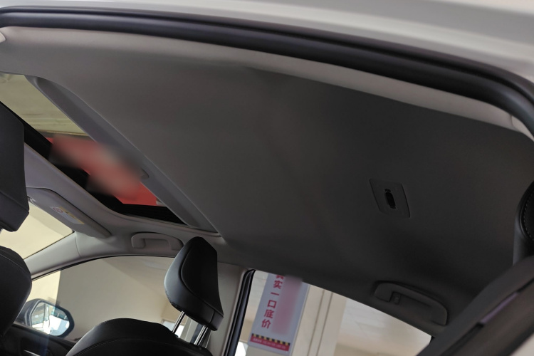 丰田 凯美瑞 2024款 2.0GVP 豪华版局部细节22