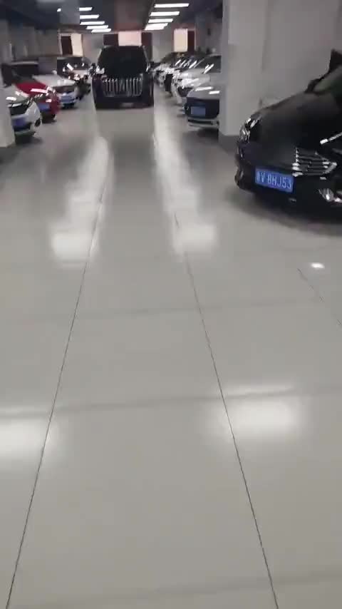 比亚迪 宋PLUS 2020款 1.5T 自动旗舰型讲解2