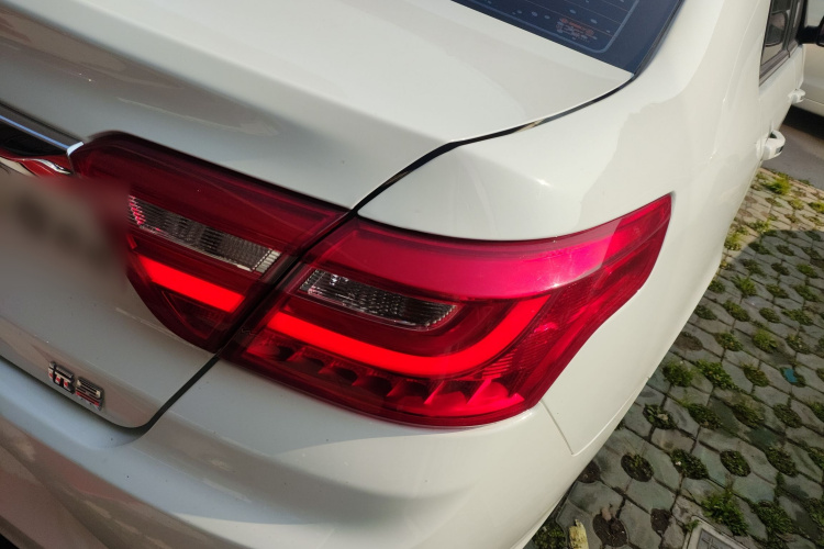 吉利汽车 远景 2020款 改款 1.5L CVT亚运版车身外观9