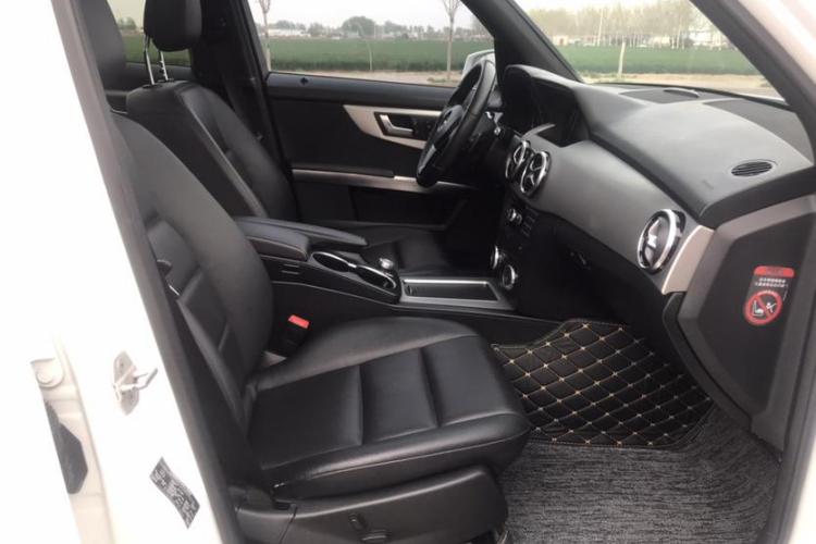 奔驰GLK级 2013款 改款 GLK 300 4MATIC 时尚型中控内饰7014