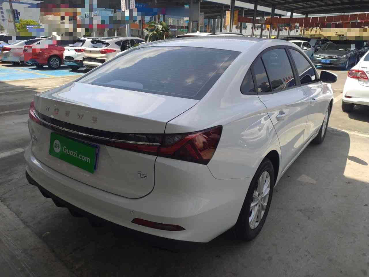 荣威i5 2023款 1.5L 手动舒享版(5)