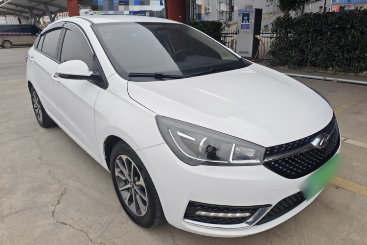 奇瑞 艾瑞泽5 2021款 PRO 1.5L CVT青春版车身外观3