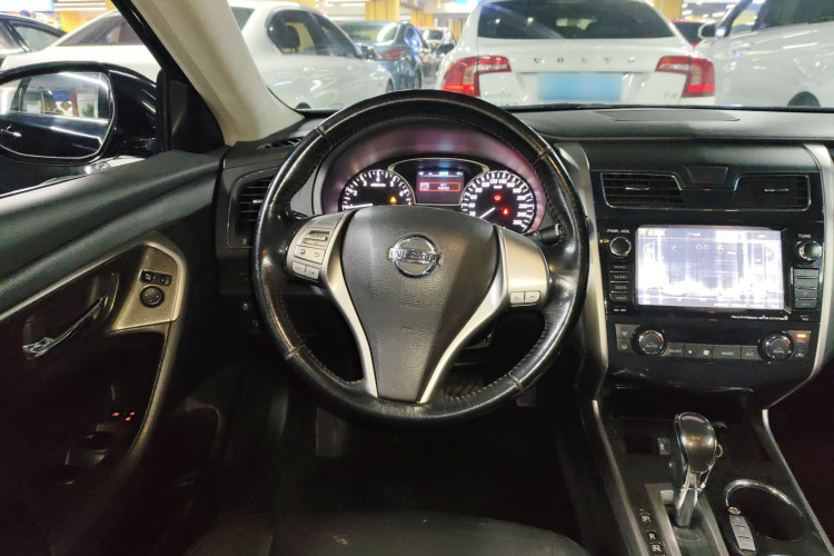 日产 天籁 2013款 2.0L XL舒适版局部细节13