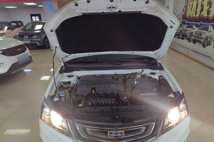 吉利汽车 帝豪 2017款 三厢百万款 1.5L CVT向上版机舱底盘24