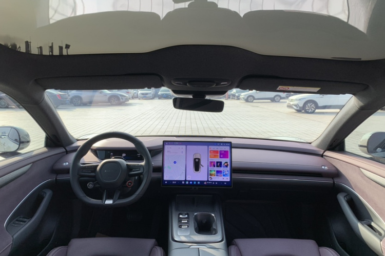 小米汽车 小米SU7 2024款 后驱长续航智驾版中控内饰7002