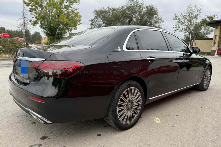 奔驰E级 2023款 改款 E 300 L 时尚型车身外观6002