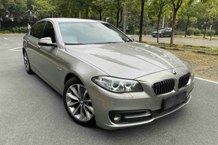 宝马5系 2017款 525Li 领先型车身外观6002
