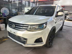 东风风行 风行SX6 2021款 1.6L 手动环球纪念版