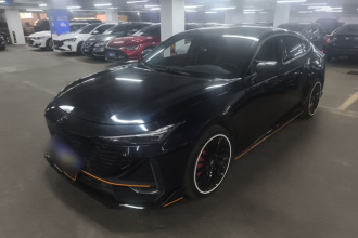 长安UNI-V 2022款 1.5T 运动版