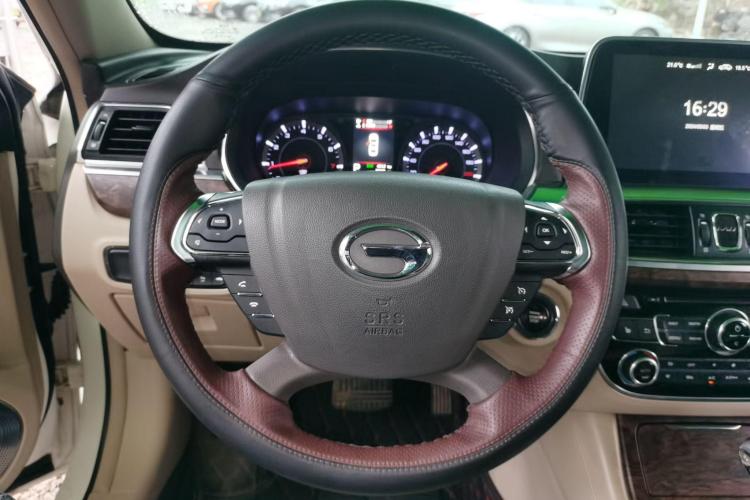 广汽传祺 传祺GA8 2016款 320T 豪华版中控内饰13