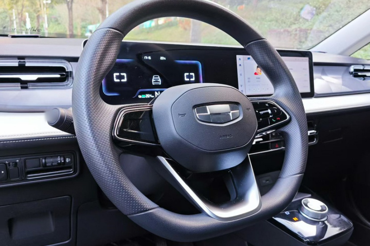 吉利几何E萤火虫 2024款 301km 星光局部细节13