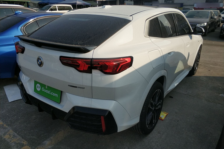 宝马X2(进口) 2024款 sDrive25i M运动套装车身外观7