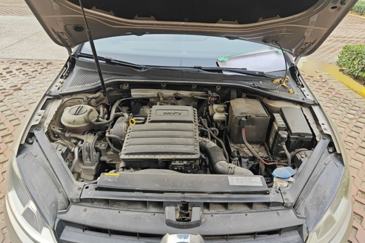 大众 高尔夫 2014款 1.6L 自动舒适型局部细节24
