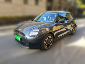 电动MINI COOPER 2024款 456km COOPER E 经典派
