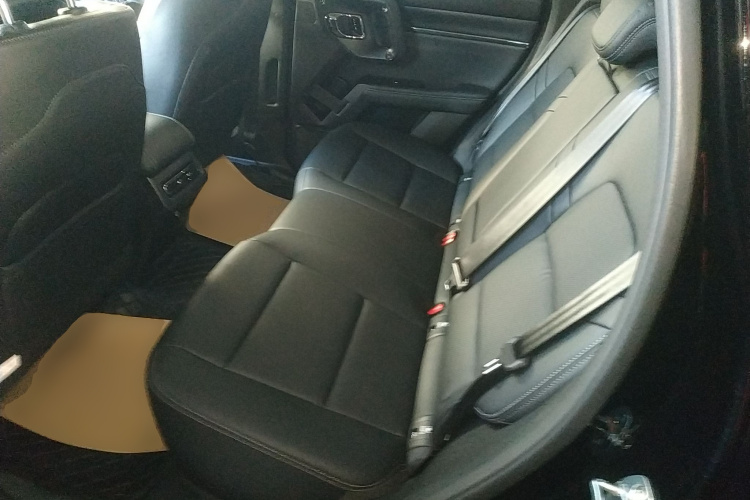 哈弗大狗 PLUS 2026款 2.0T 四驱潮野版中控内饰7004