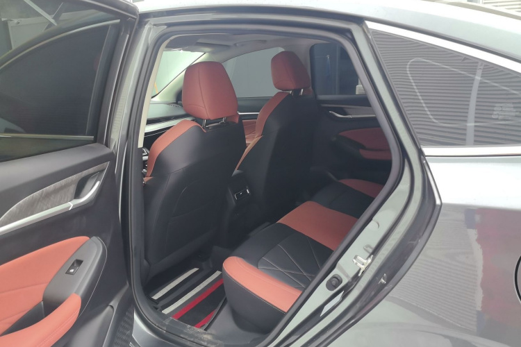 长安 逸动 2024款 PLUS 蓝鲸NE 1.4T GDI DCT高能版中控内饰7003