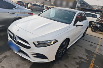 奔驰A级 2020款 A 180 L 运动轿车
