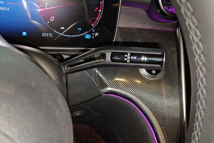 奔驰C级 2023款 改款 C 260 L 运动版局部细节18