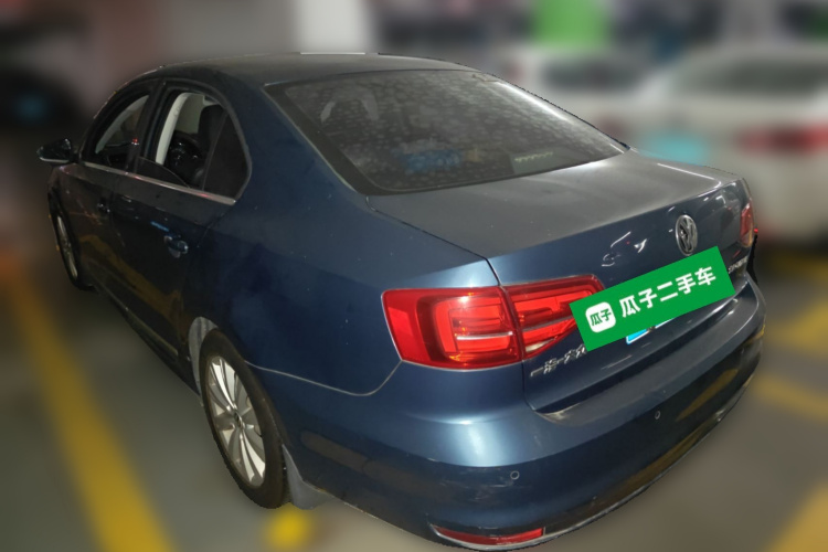 大众 速腾 2015款 1.6L 自动舒适型车身外观5