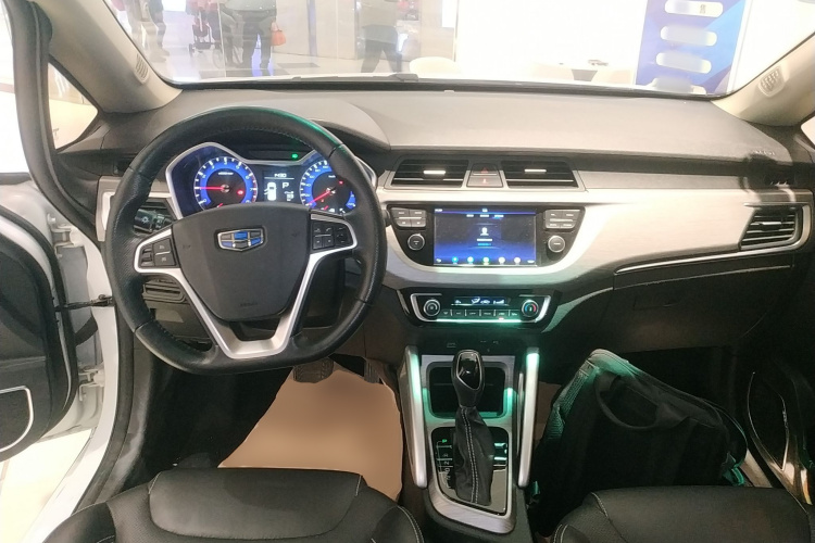 吉利汽车 远景X3 2017款 1.5L 自动尊贵型中控内饰12