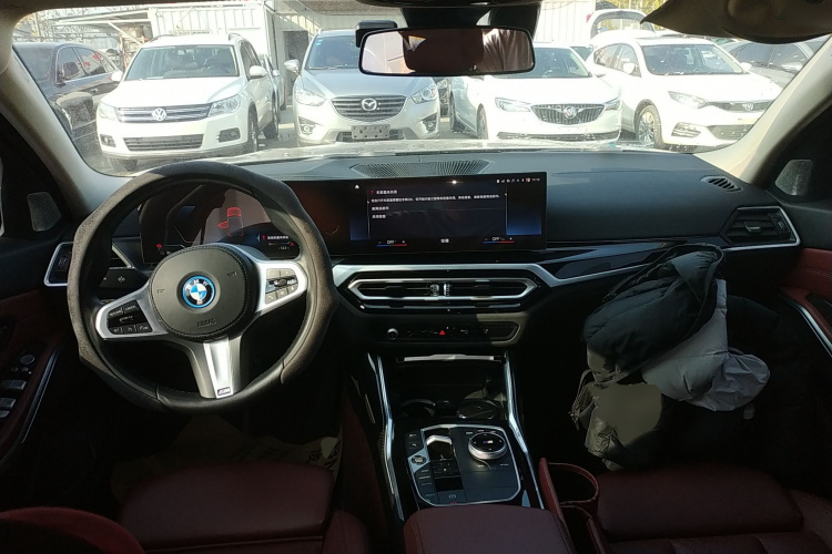 宝马i3 2022款 eDrive 35 L中控内饰12
