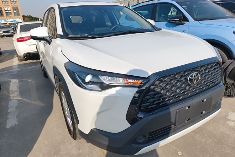 丰田 卡罗拉锐放 2022款 2.0L 精英版车身外观6002