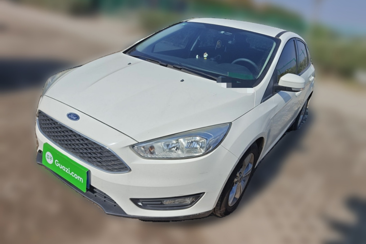 福特 福克斯 2017款 两厢 1.6L 自动舒适型智行版车身外观1