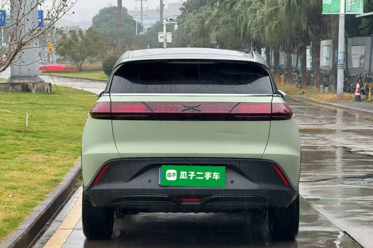 小鹏G3 2020款 520i 智享版车身外观6