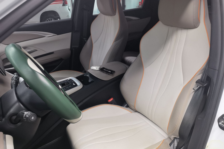 比亚迪 宋Pro新能源 2023款 冠军版 DM-i 71KM领航型中控内饰19