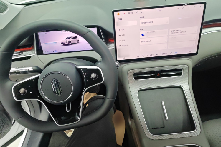 鸿蒙智行 尚界H5 2025款 增程 Max中控内饰7002