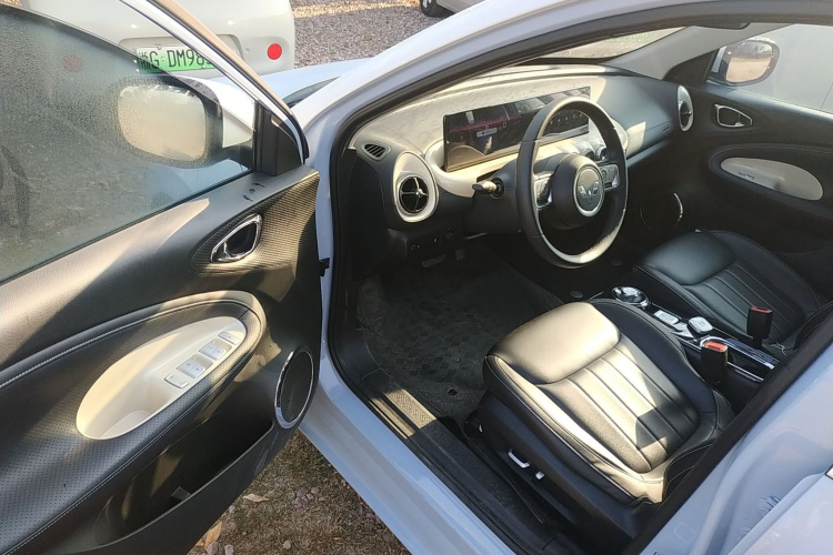 五菱汽车 五菱缤果 2023款 410km 灵犀尊享款中控内饰20